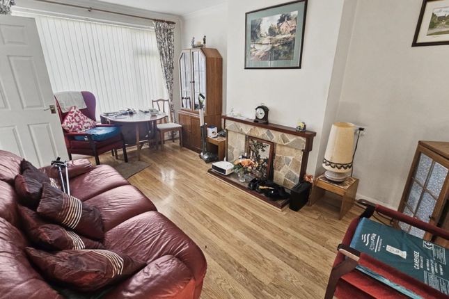 11, St. Marys Way, Northampton photo 3