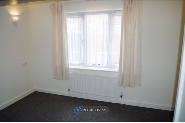 Poets Court A Brookfield Road, Northampton photo 5