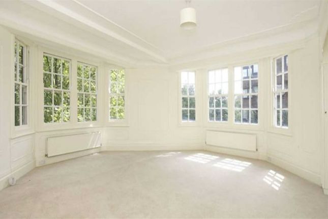 Flat to rent in Strathmore Court, St. John's Wood, London