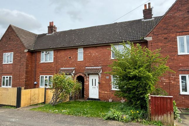 Thumbnail Terraced house for sale in Tower Crescent, Lincoln