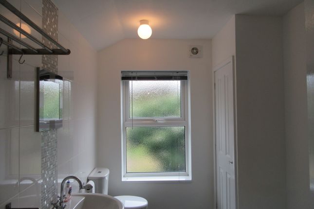 Terraced house to rent in Kent Road, Lowestoft