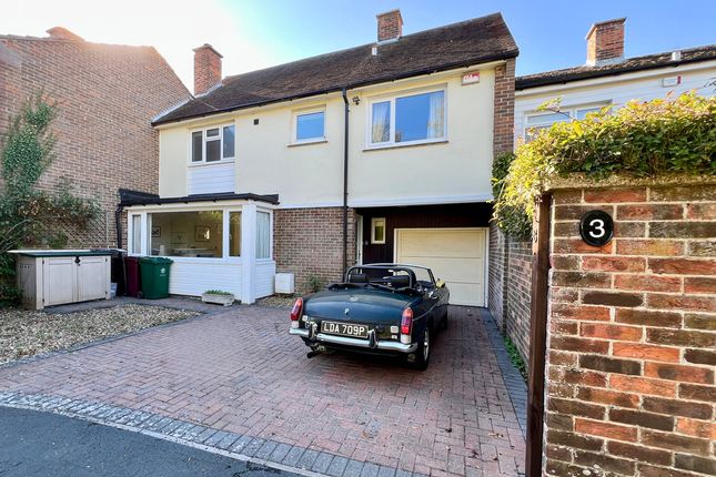 3-bed terraced on The Holdens, BOSHAM, £1,850/mo