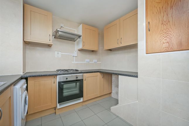 18 Newall House, Harper Road, London photo 4