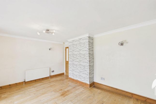 19, Washington Road, Sunderland photo 4