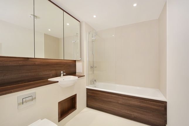 Hawthorn House, 5 Blondin Way photo 5