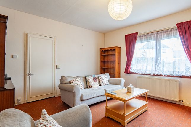 2, Whitelaw Crescent, Nairn photo 3