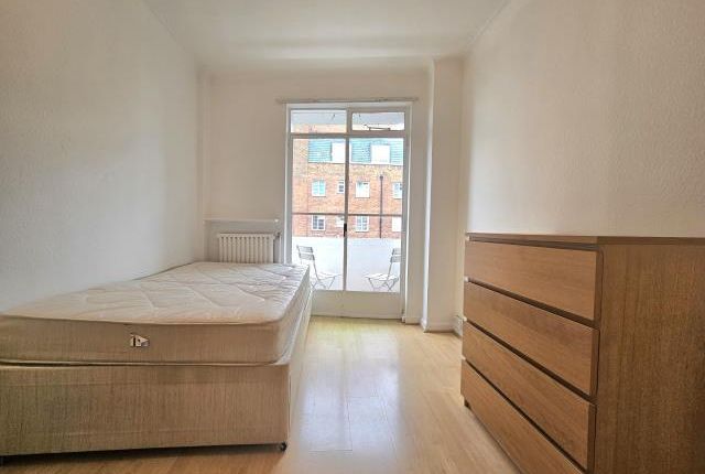 Thumbnail Studio to rent in Oslo Court, St Johns Wood