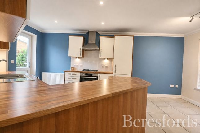 57, Almond Road, Dunmow photo 4