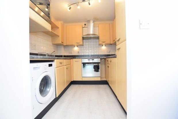 Flat to rent in Royal Plaza, Sheffield