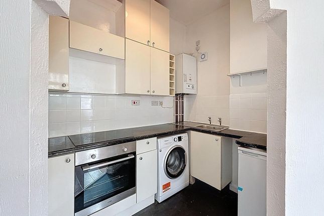 Flat 1, 84 Claude Road, Cardiff photo 4