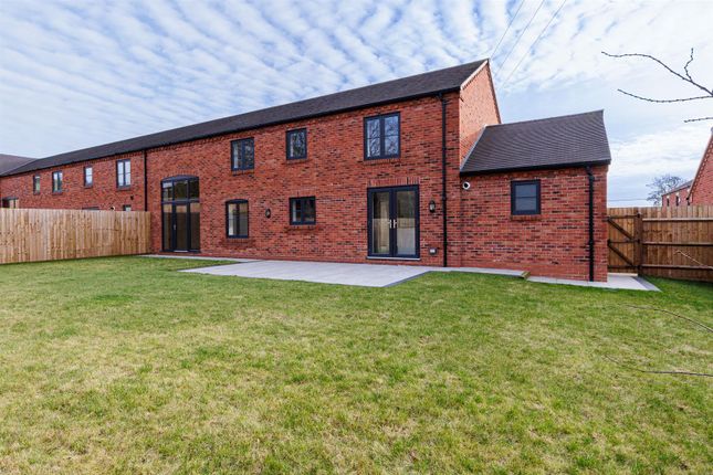 Mews house for sale in Tenford Lane, Tean, Stoke-On-Trent