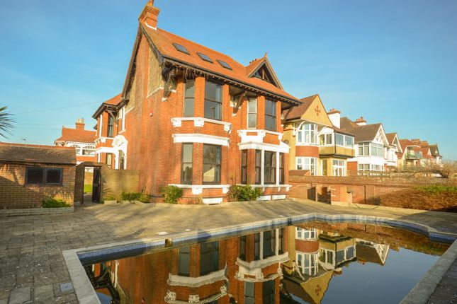 Thumbnail Detached house to rent in 35 Eastern Parade, Southsea, Hampshire