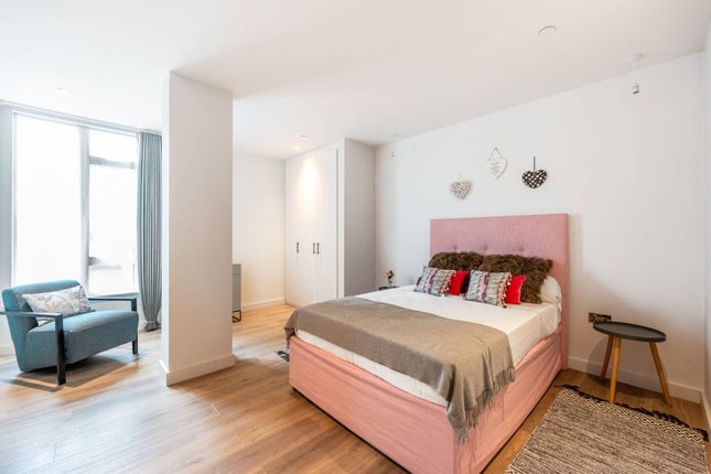 Thumbnail Flat for sale in Taona House, Stanmore
