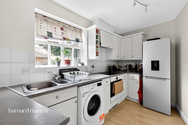 2-bed flat on 133, Macmillan Way, London, £450,000