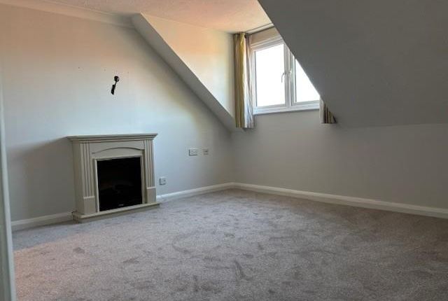 19, Breakspear Court, Abbots Langley photo 3