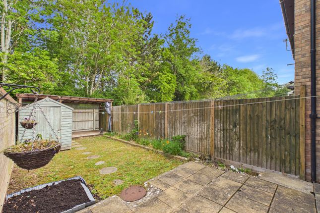 34, Warwick Drive, Bury St Edmunds photo 3