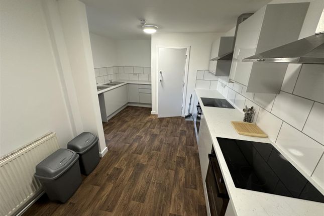 Room 2, 66, Victoria Street, Mansfield photo 5