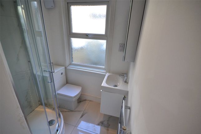 220, Chapter Road, London photo 4
