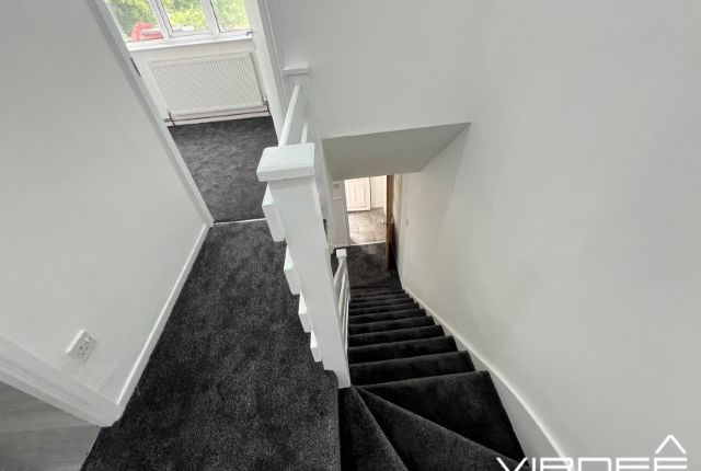 30, Spring Grove Gardens, Birmingham photo 4