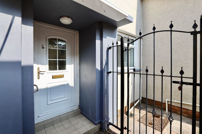 19 Highfield Crescent, Blackwood photo 4