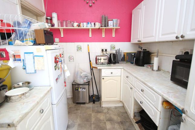 72, Wimborne Road, Poole photo 4
