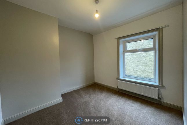 South Street, Brighouse photo 5