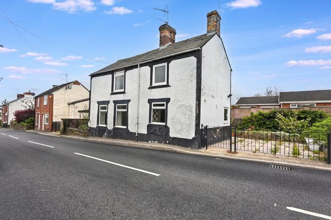 2-bed house on 17, Stryt Issa, Wrexham, £10,000