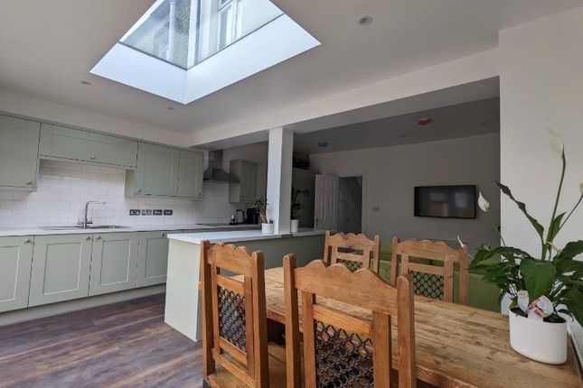 22, Kildare Road, London photo 5