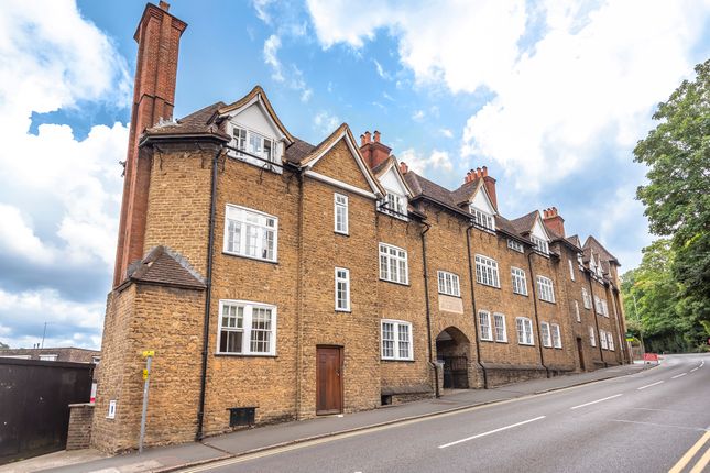 Thumbnail Flat to rent in Portsmouth Road, Guildford, Surrey