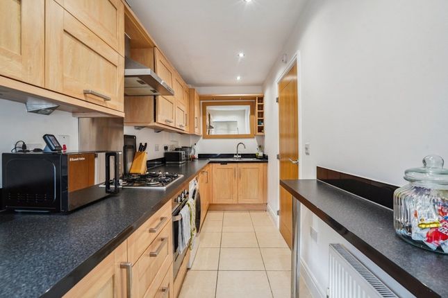 7, Waldenbury Place, Buckinghamshire photo 3