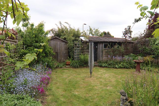 Semi-detached bungalow for sale in Northfield Avenue, Orpington