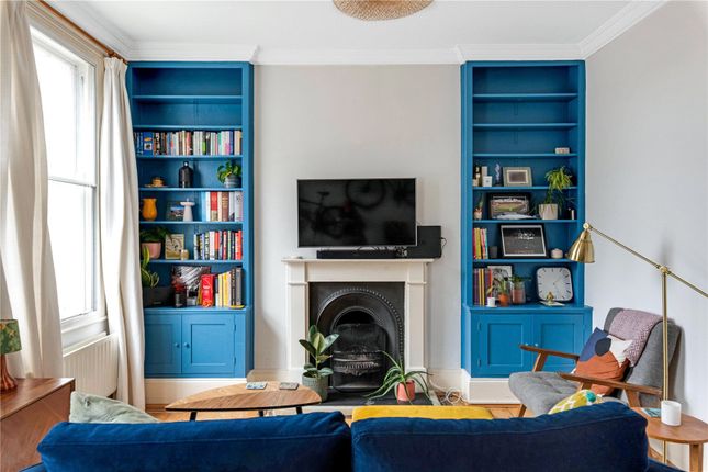 Flat for sale in Shardeloes Road, London
