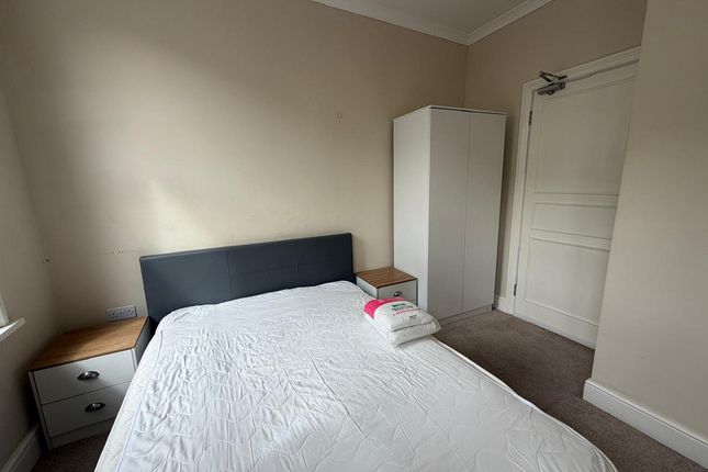 30, Tradescant Road, Lambeth photo 4