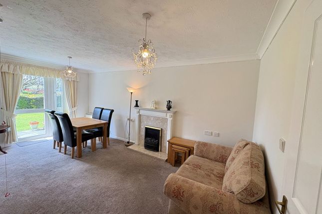 1, Mayhall Court, Maghull photo 2