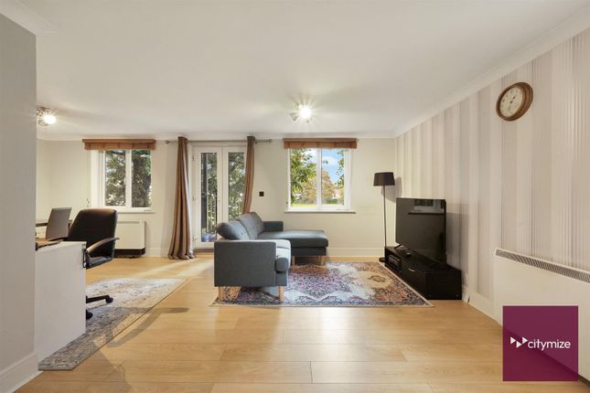 Flat 29, 140, Omega Court, London Road, Romford photo 2