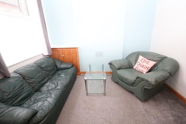 57 Grasmere Street, Leicester photo 2