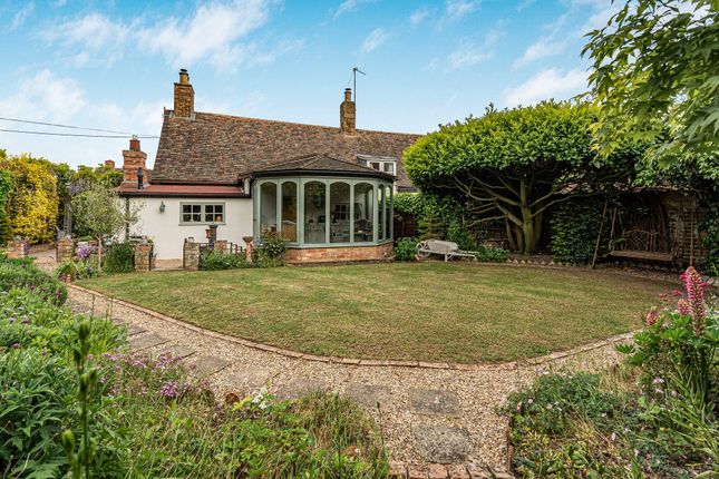 35 Church Way, Huntingdon photo 4