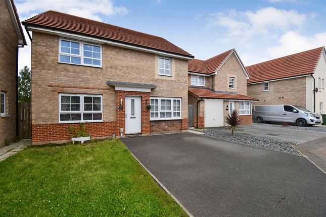 Thumbnail Detached house for sale in Petfield Drive, Anlaby, Hull