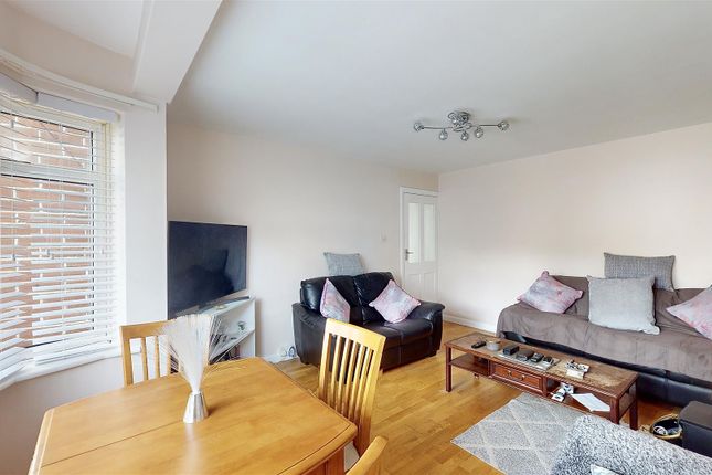 Maisonette for sale in St. Johns Road, Isleworth