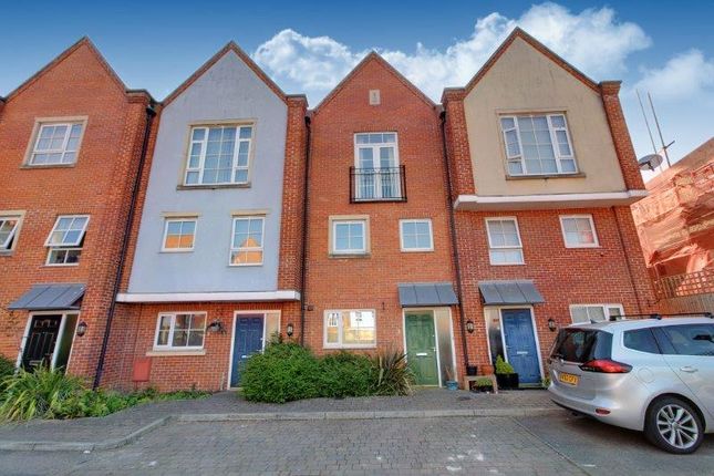 3 bed town house to rent in Turret Lane, Ipswich IP4