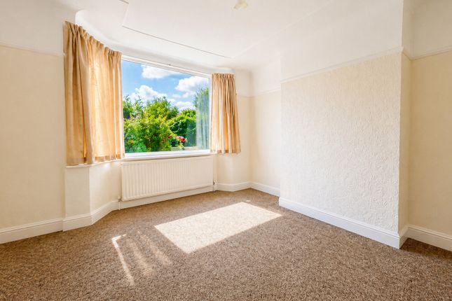 10, Taliesin Avenue, Deeside photo 2