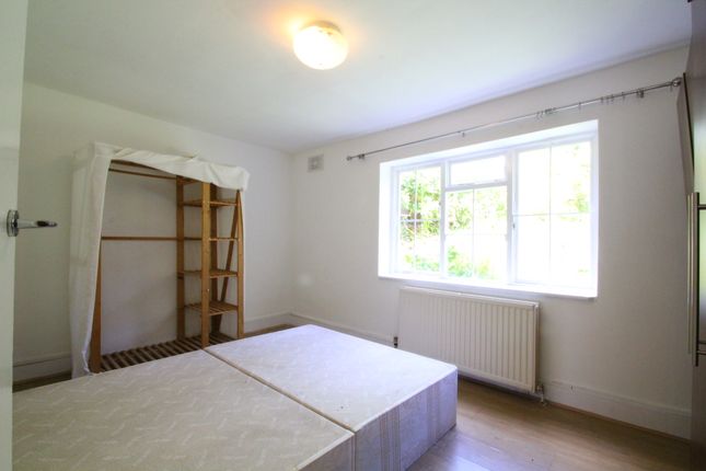 Flat to rent in Wightman Road, London