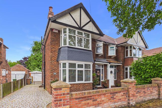 3-bed house on 48, Elms Drive, Kirk Ella, £395,000