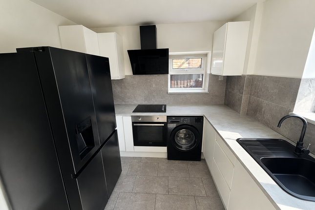 12, Kettering photo 2