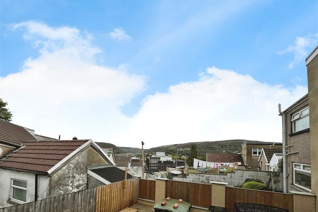 69, PONTYPRIDD photo 2