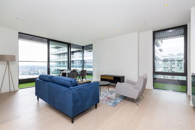 Thumbnail Flat to rent in Bagshaw Building, Canary Wharf, London