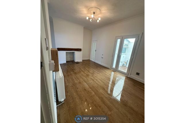 26, Stockbridge Road, Padiham, Burnley photo 3
