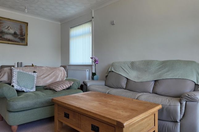 52A, Panteg, Llanelli photo 4