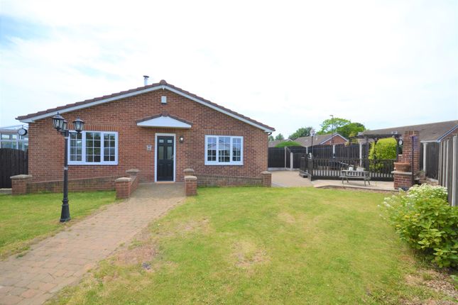 Detached bungalow to rent in Saffron Crescent, Tickhill, Doncaster