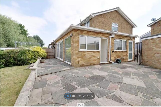 Palmerston Road, Rainham photo 5
